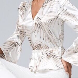 Women’s White House Black Market NWT $99 Island Palm Ecru Blouse Size LP